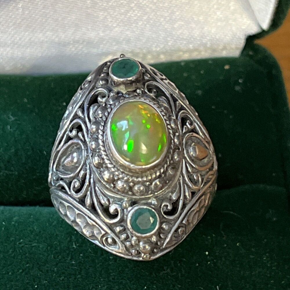Sarda sterling silver Simulated Opal Statement ring size 9. Gorgeous